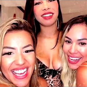 火辣性感 BABES