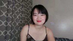当你发送私密照片时会发生什么？探索成人之间的互动与激情，体验意想不到的惊喜和刺激。