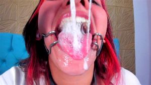 我的顺从女郎 jasmin_saliva chaturbate com
