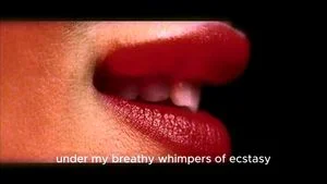 三指深，由 LAURA DESIREE CAM4 讲述