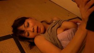 NEM-020 真实・极端性爱 五十岁母亲与儿子 其八 顺从苗条母亲的异常日常 冨永真妃