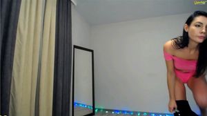 展示性感身材
