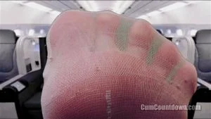 你是在盯着我看吗？