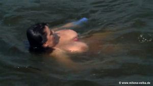 大胸美女米莱娜