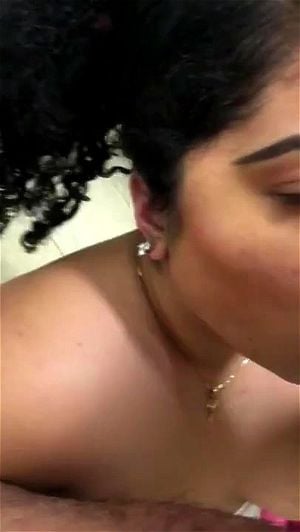 拉丁美女随时随地口交