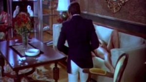 玛丽·福尔萨 - 贝尔-阿米，爱抚的魅力（法国 1976年）。一部经典成人电影，探索感官诱惑与亲密关系，展现成人间的深情互动与激情时刻。