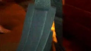 业余热辣妻子首次与两位强健黑人男性共度，丈夫亲自拍摄