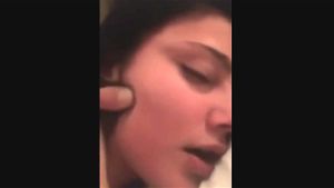 女支配 可爱娇小棕发美女 内射 女孩 宝贝 色情明星