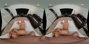 Chloe Temple VR - 电话还是骨感激情