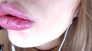 ASMR 亲吻