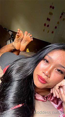 诱人足底摆出诱人姿势