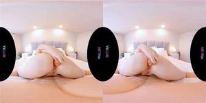 劳伦·菲利普斯 VR 2