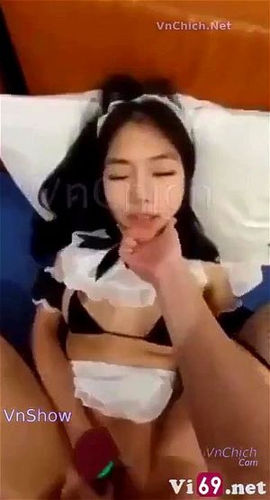 可爱的越南女孩三人行