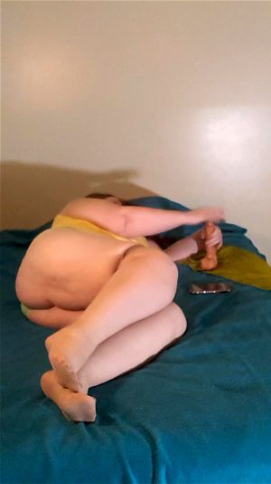Joi的丝袜足交手交服务