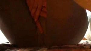桌下非裸体