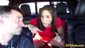 DTFSluts.com - 大屁股的Abella Danger在公共场合被猛烈抽插