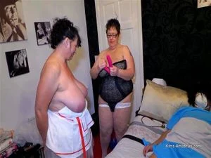 丰满甜心用巨乳金悉心照料她的病人