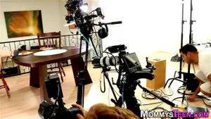 女同性恋比基尼熟女聊天