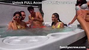让我们把它保留在 FamilyScrew 中