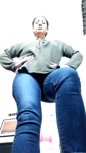 拉丁女巨人 主观视角