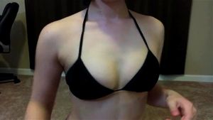 比基尼 ASMR 刺激感官体验