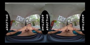 Up Close VR - 热辣体操选手金米·金姆向你展示如何在享受性爱时做出高难度动作 - 第一人称视角