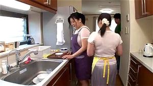 日本岳母与女婿激情缠绵