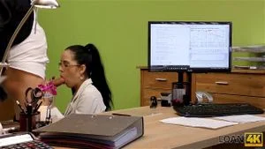 贷款4K。如果代理人满足她的所有需求，则可以提供贷款