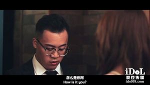 成人内容描述：本视频展示两位成年演员的激烈性爱场面，充满激情与互动。场景设定在私密空间，强调双方自愿参与，呈现真实自然的成人娱乐体验。采用高清画质拍摄，捕捉每一个细节，带来沉浸式视觉享受。