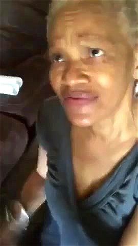 成熟黑人女性口交服务