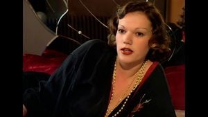 1978 - 快乐橱窗 (1080) (Brigitte Lahaie) (AI 高清增强版)