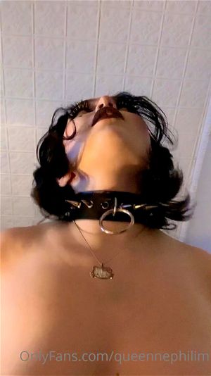 哥特风格女孩的骑乘体验
