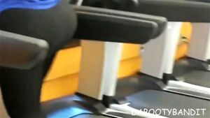 跑步机翘臀