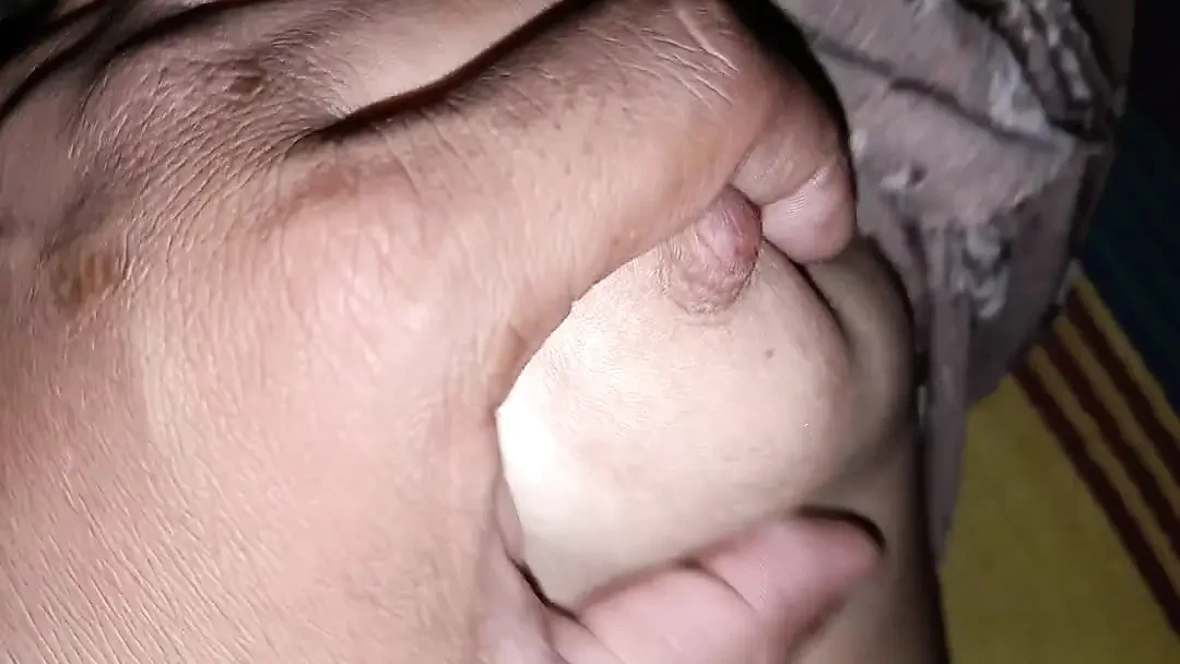 嫂子把我当作房间，但你却在我心里，那个地方就要我去吧