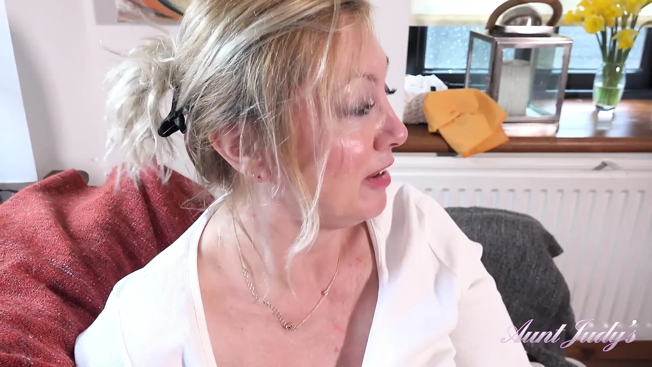Auntjudys - Your 53yo Mature BBW Landlady Katherina Sucks Your Cock (pov)