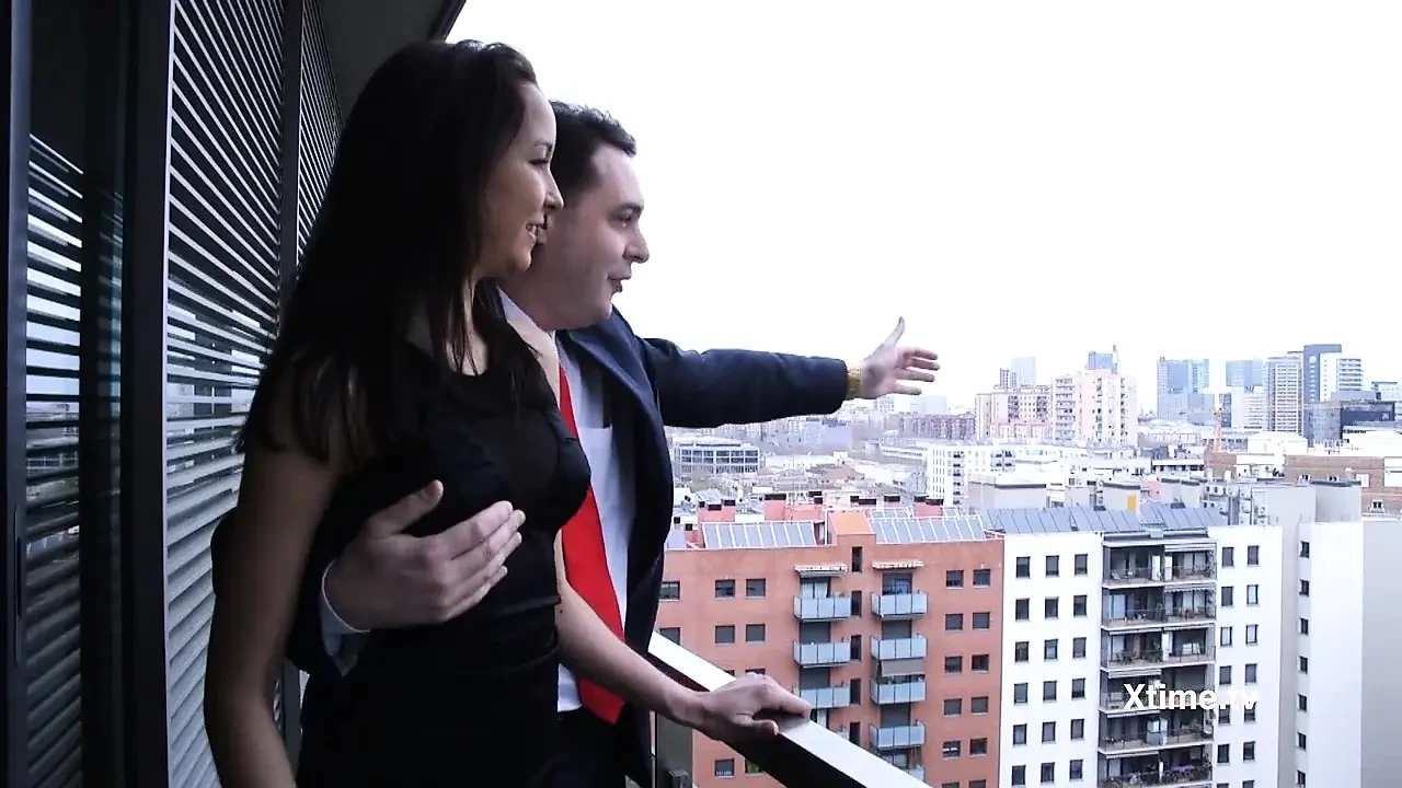 Francys Bell给Andrea Dipre口交和足交