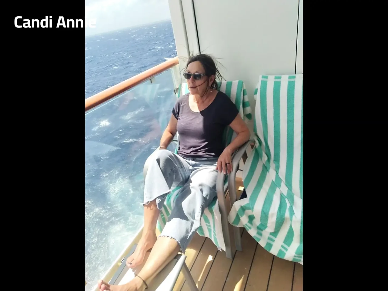 加勒比游轮与性感的老熟女Candi Annie