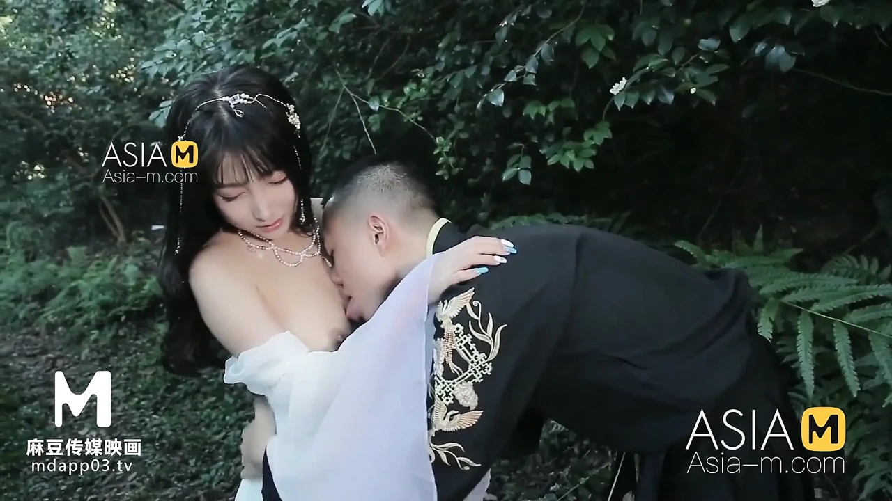 Modelmedia Asia-室外性爱-Chen Ke