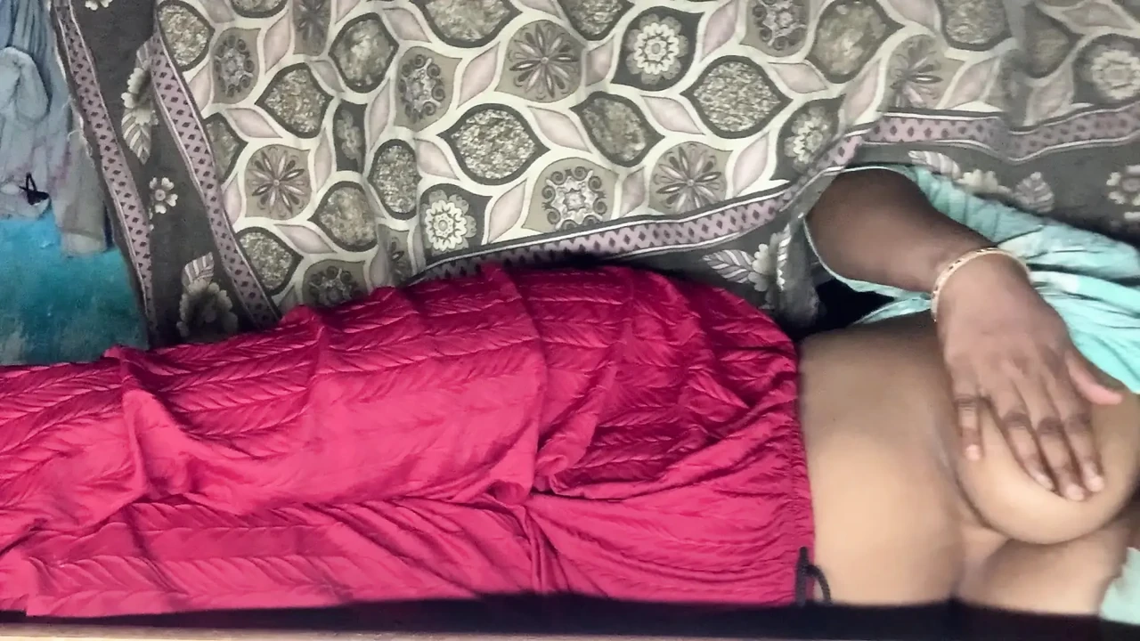 给继妹一个艰难的时间
