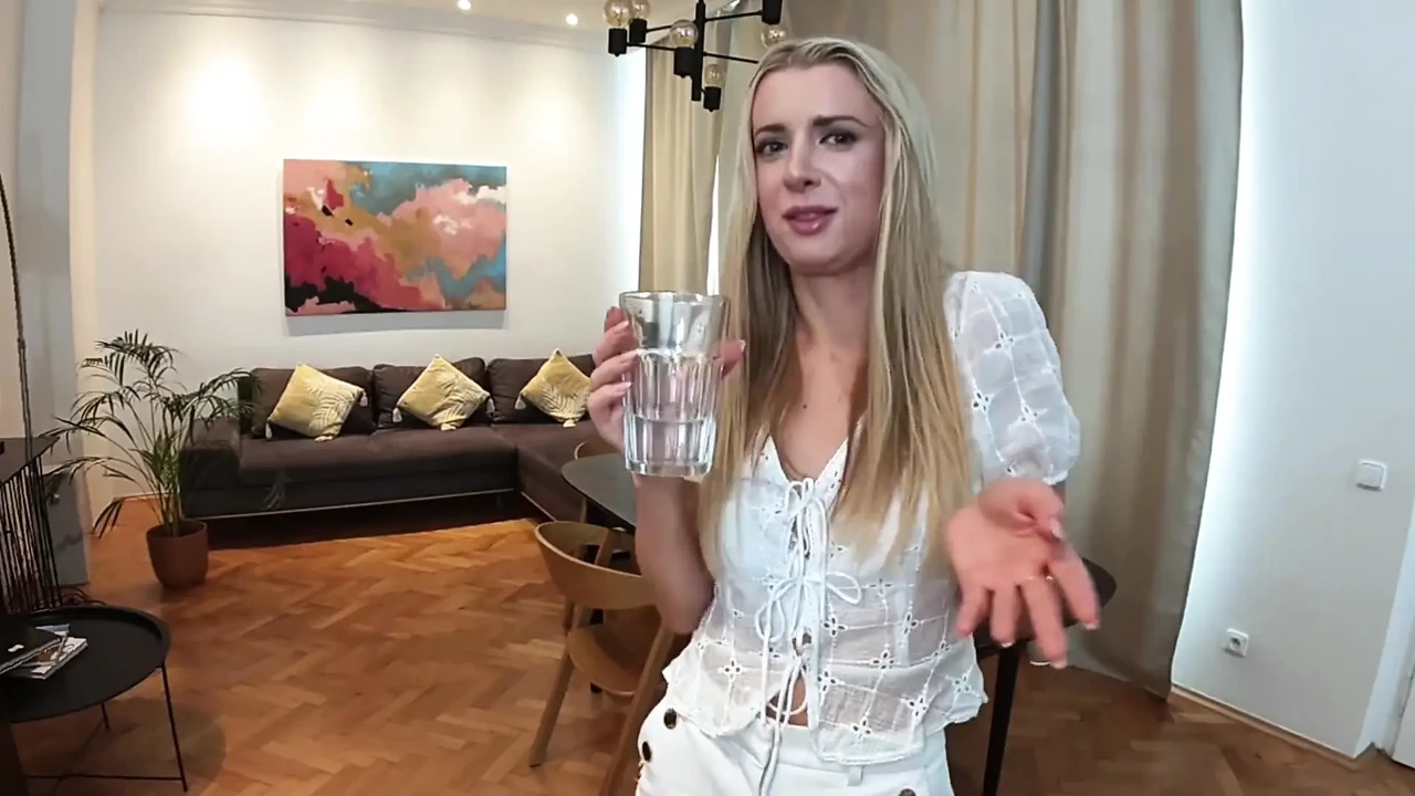 Adriana Sweetblonde的私人观看 - 第1部分
